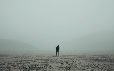 Pourquoi l’angoisse sans raison ? Causes et remèdes